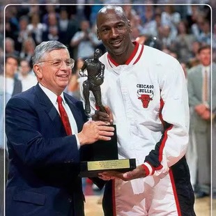 外贸原单美式篮球50周年球员版复古芝加哥球队出场服外套夹克