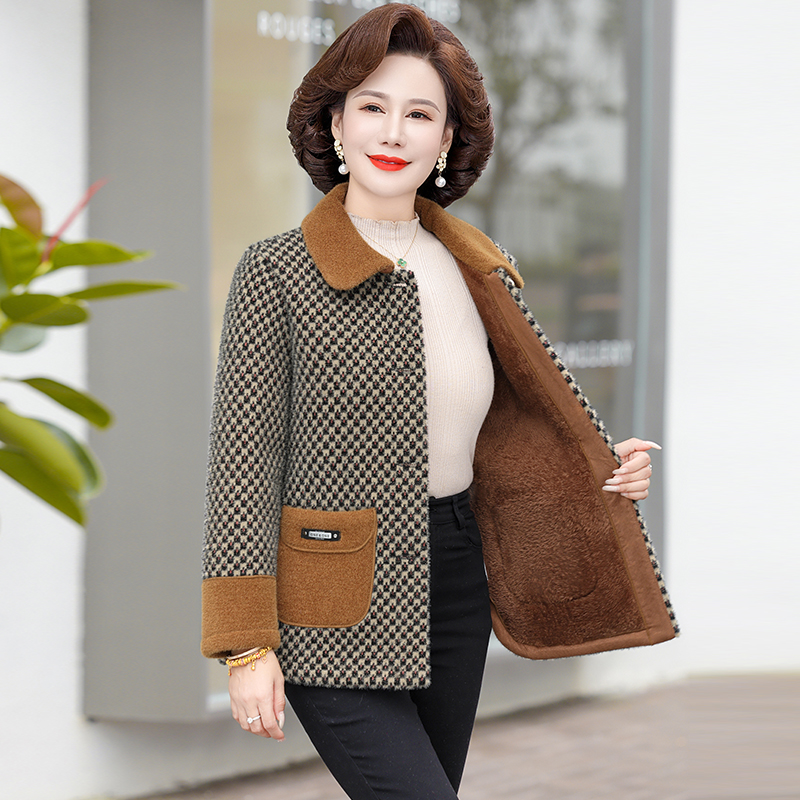 妈妈秋冬水貂绒外套加绒上衣