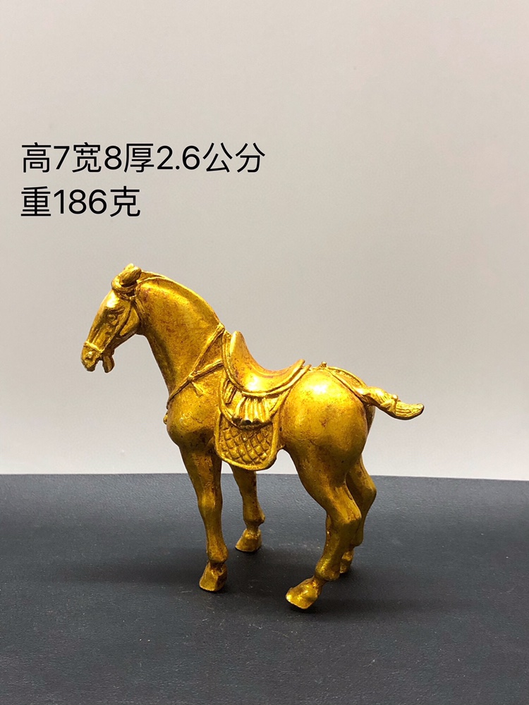 古玩铜器镀金唐马摆件战马带马鞍小马驹鎏金铜马室内桌面装饰摆件