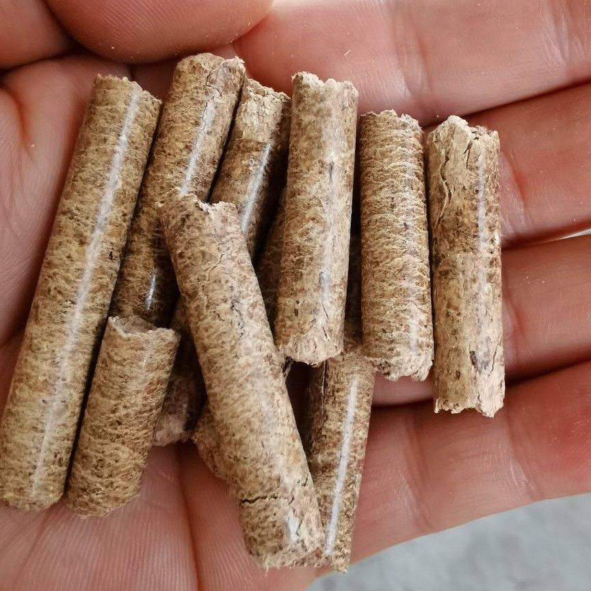 灰山柏木生物质燃料颗粒家用取暖锅炉壁炉燃料实木颗粒压缩柴火,户外/登山/野营/旅行用品,烧烤炭,淘宝优惠券,粉丝福利购,淘宝优惠卷