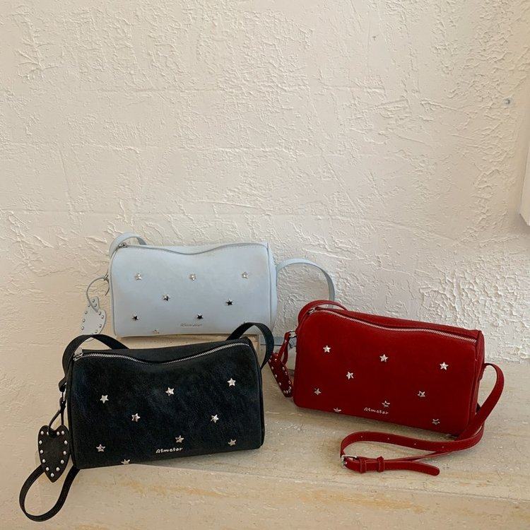 新款枕头包高级感出游休闲百搭星星小众设计单肩包大容量手机包,箱包皮具/热销女包/男包,通用款女包,淘宝优惠券,粉丝福利购,淘宝优惠卷