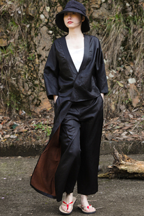 东方豆蔻春夏新款重磅桑蚕丝黑色香云纱女七分袖V领外套上衣13