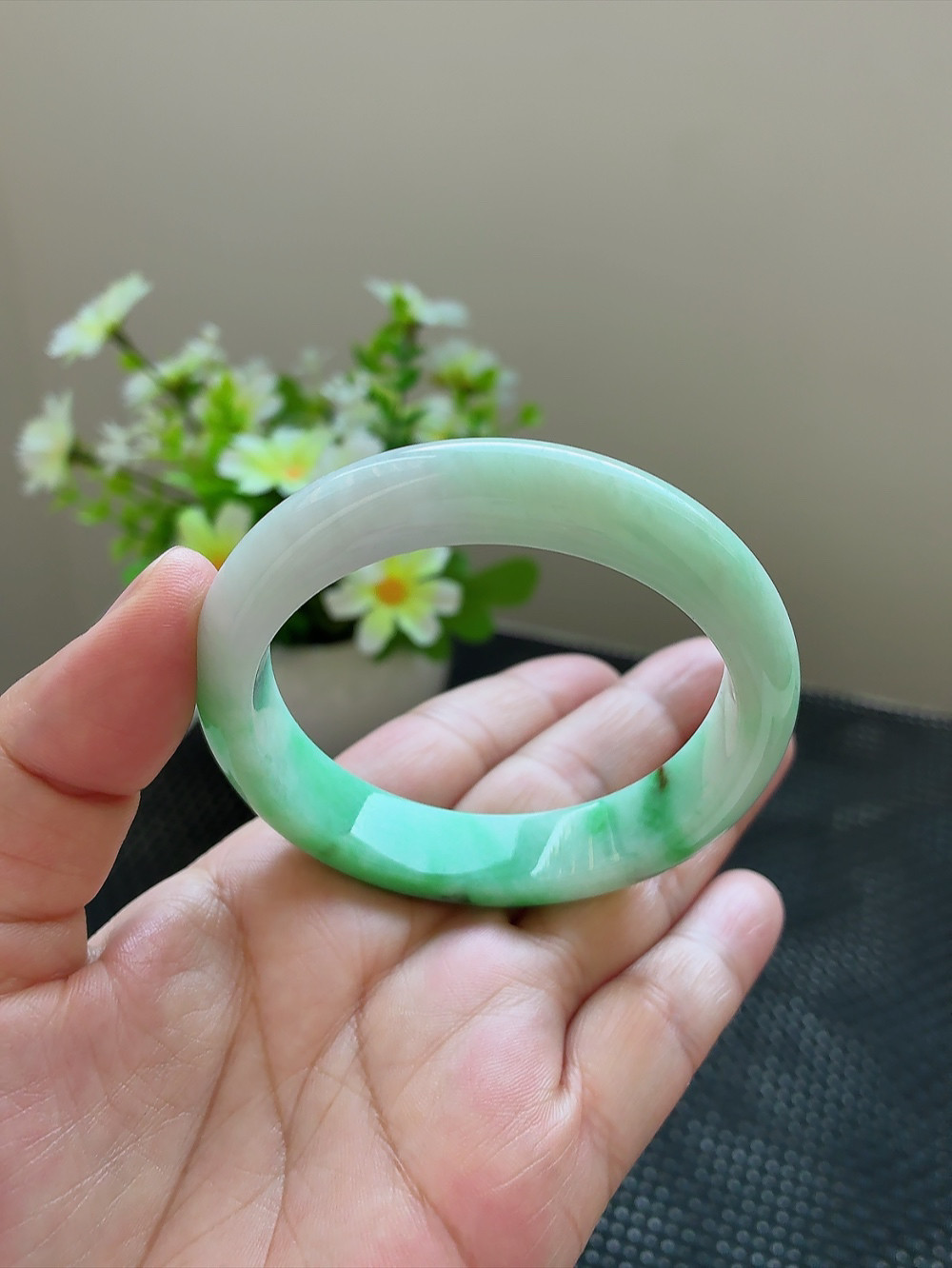 天然翡翠缅甸A貨53圈细糯种水润飘阳绿正圈手镯尺寸52 7*12.5*8mm
