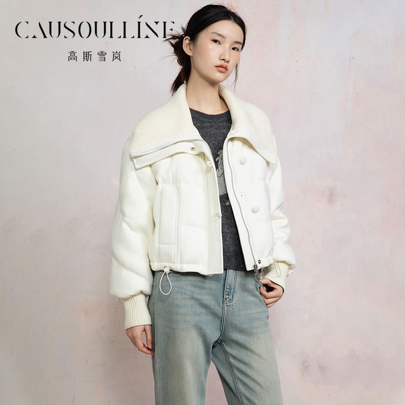 大翻领短款米白色拉链薄羽绒服女