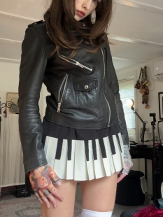 y2Kslut外贸个性 小众ins时髦复古辣妹黑白钢琴键百褶裙半身裙短裙