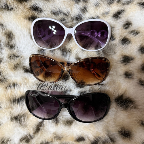 Circle framed vintage 2000s y2k style sunglasses 复古太阳镜