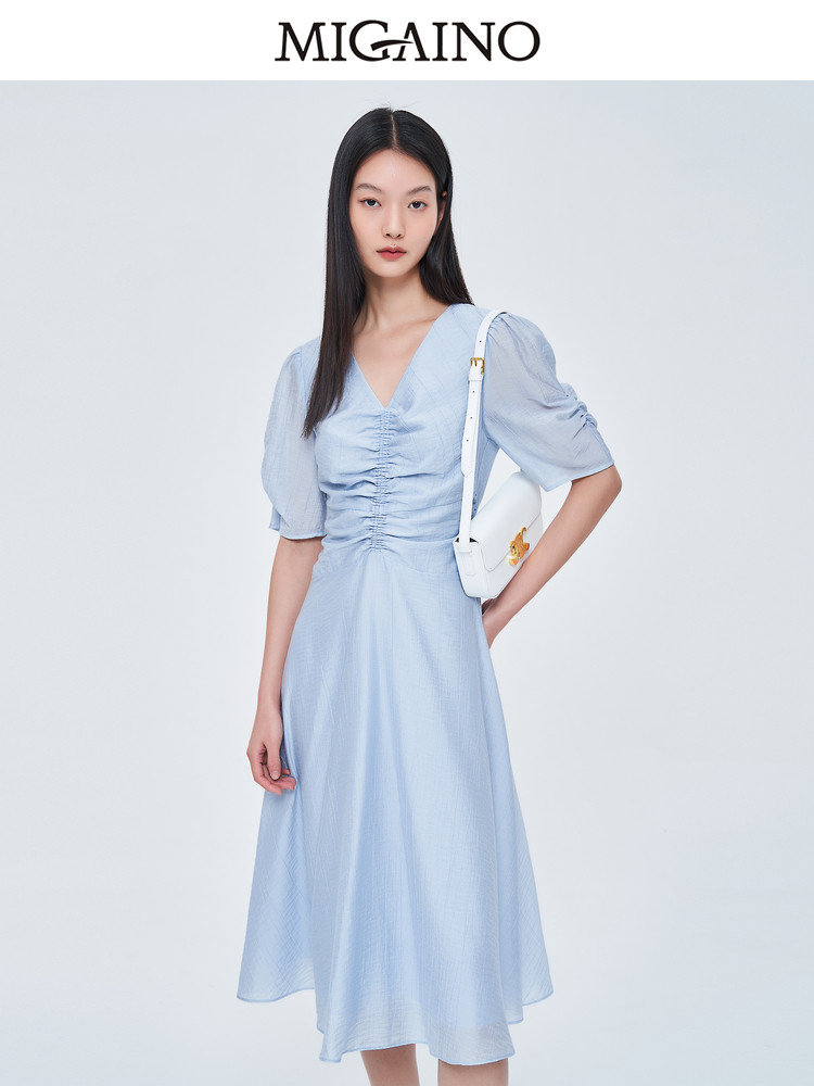 Migaino曼娅奴V领连衣裙女2023夏季新款高腰显瘦中长裙MN22DA113