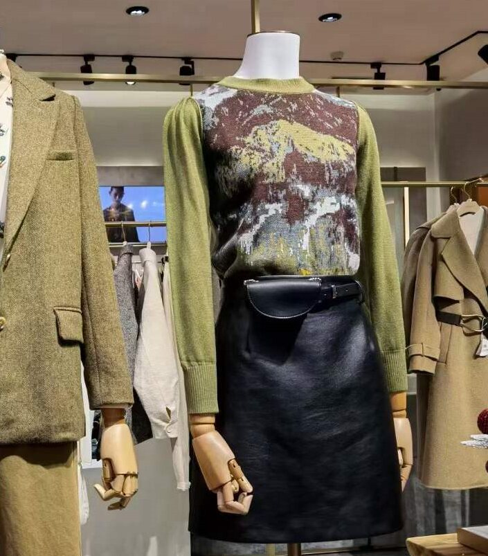 曼娅奴专柜正品2023年冬装绵羊毛桑蚕丝混纺毛衣打底衫mk42wh232