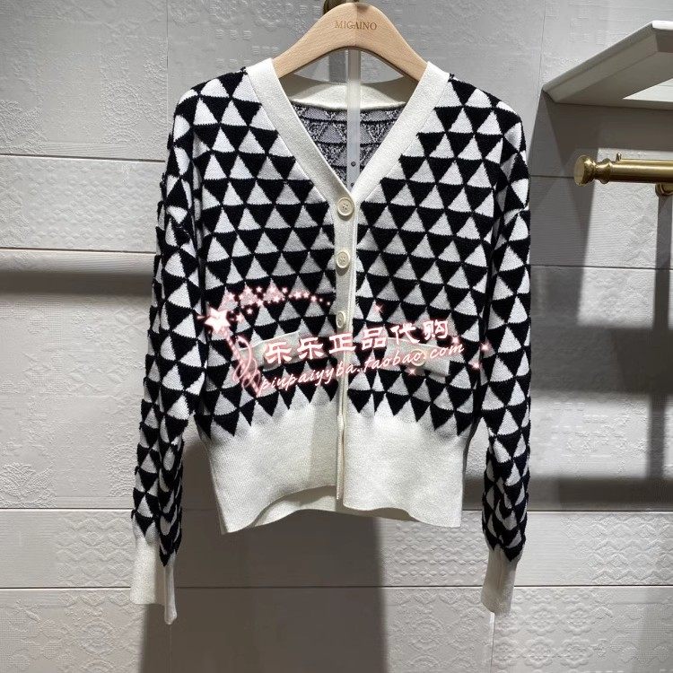 曼娅奴2023冬装新款经典黑白格短款羊毛针织开衫毛衣女MN42JK214