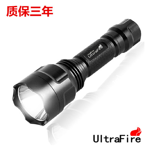 经典C8款LED强光防伪远射手电筒