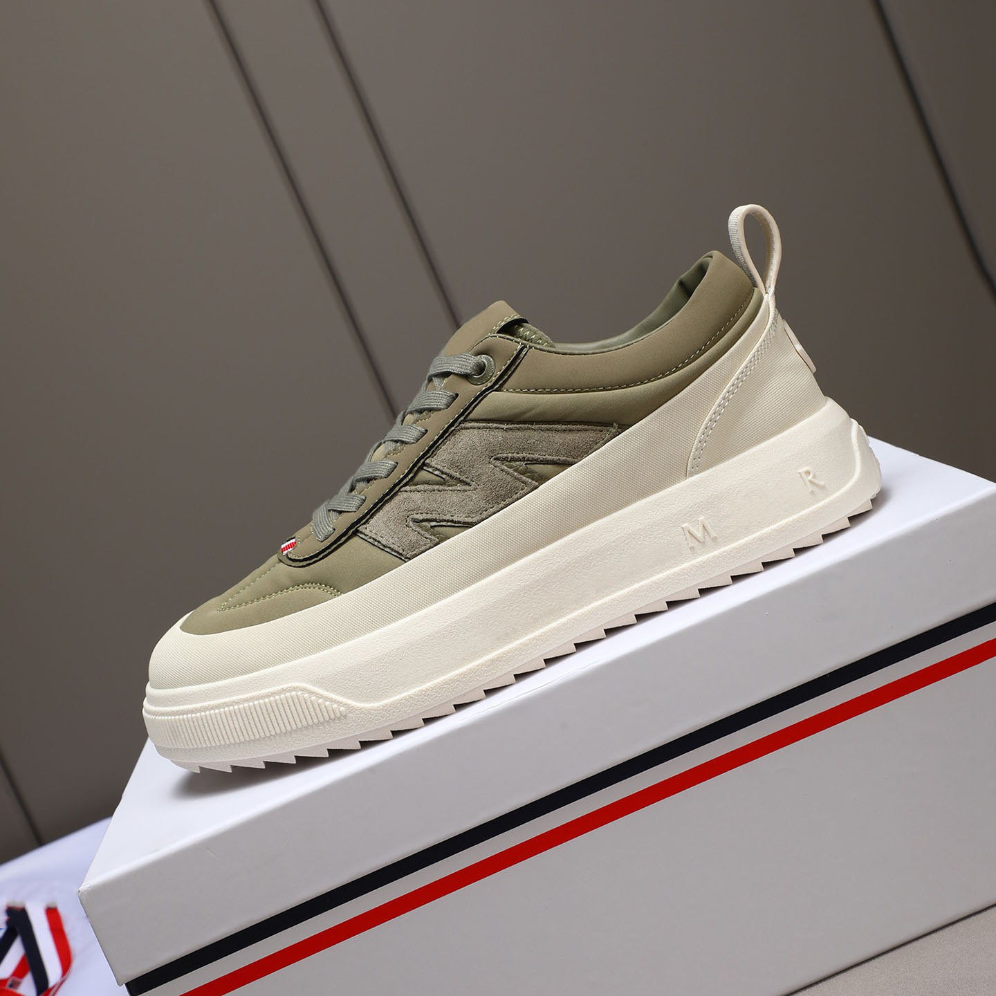 欧洲站男鞋2025秋季新款时尚潮流大牌帆布鞋男士系带休闲百搭板鞋