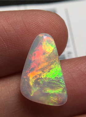 高亮金黄红青绿大片靓彩/澳洲欧泊宝石11*18.3*3.7MM 4.035克拉