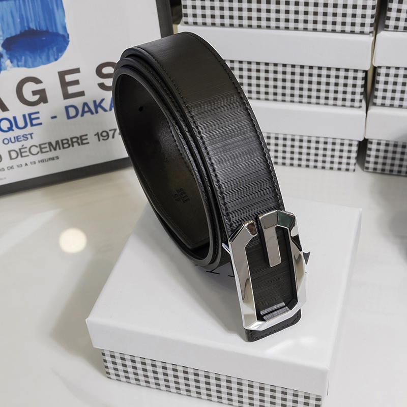 男士双G扣牛皮腰带韩版字母扣