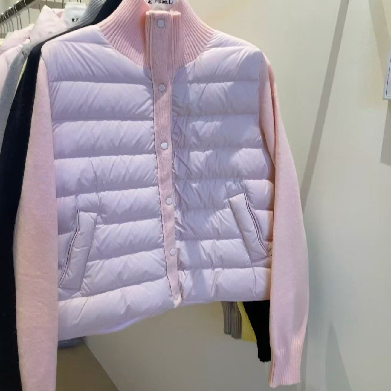 繁花冬上新冬季福利款轻薄百搭休闲保暖羽绒服外套1027