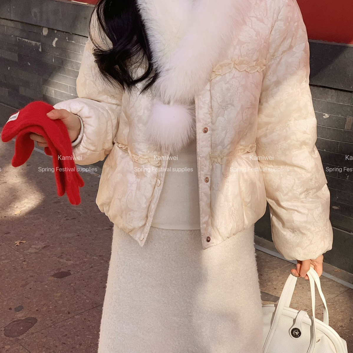 繁花木耳边双层蕾丝欧根纱保暖羽绒服外套(配围脖)95237