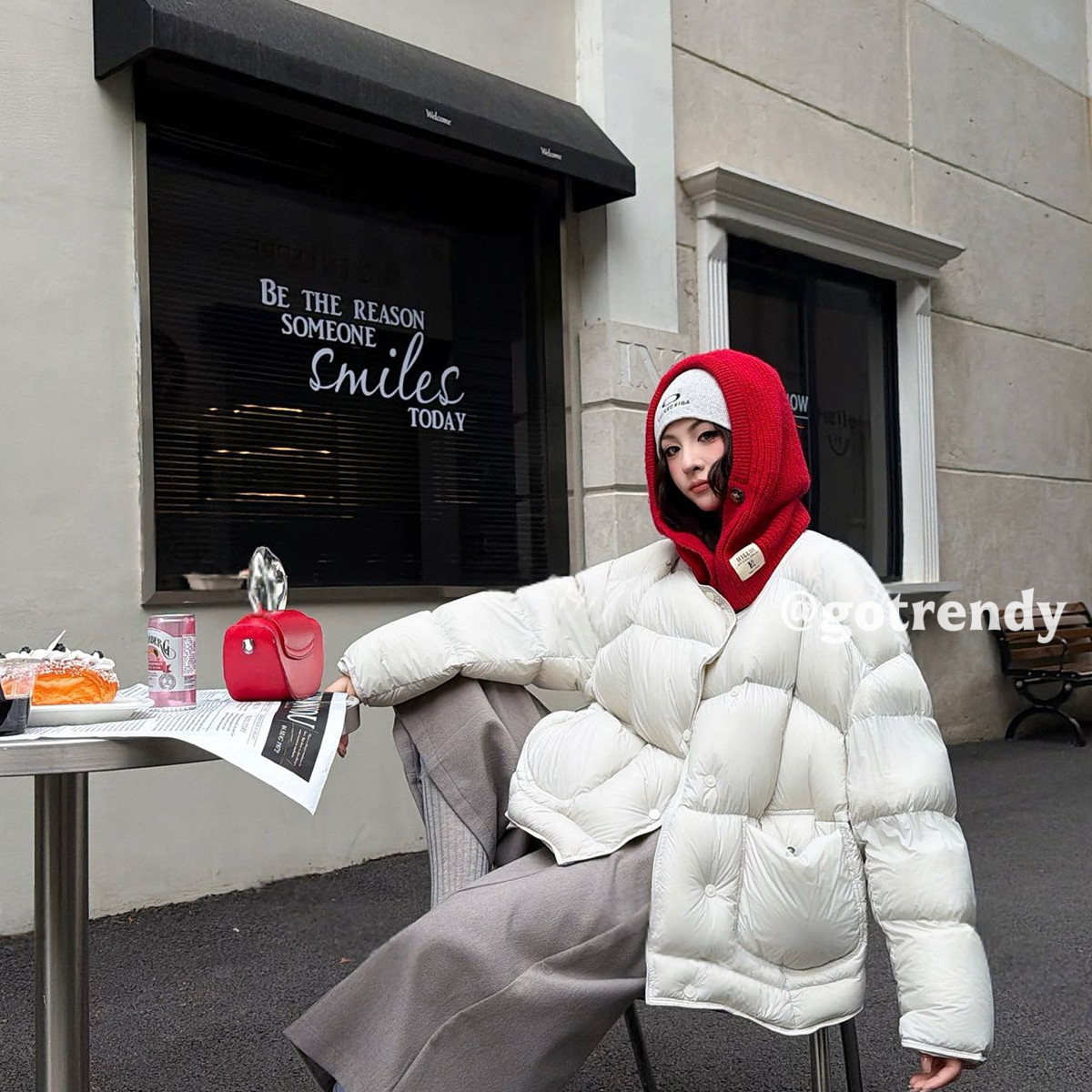 繁花绗缝设计感高克重泡芙保暖羽绒服外套(新国标95)YS2-823