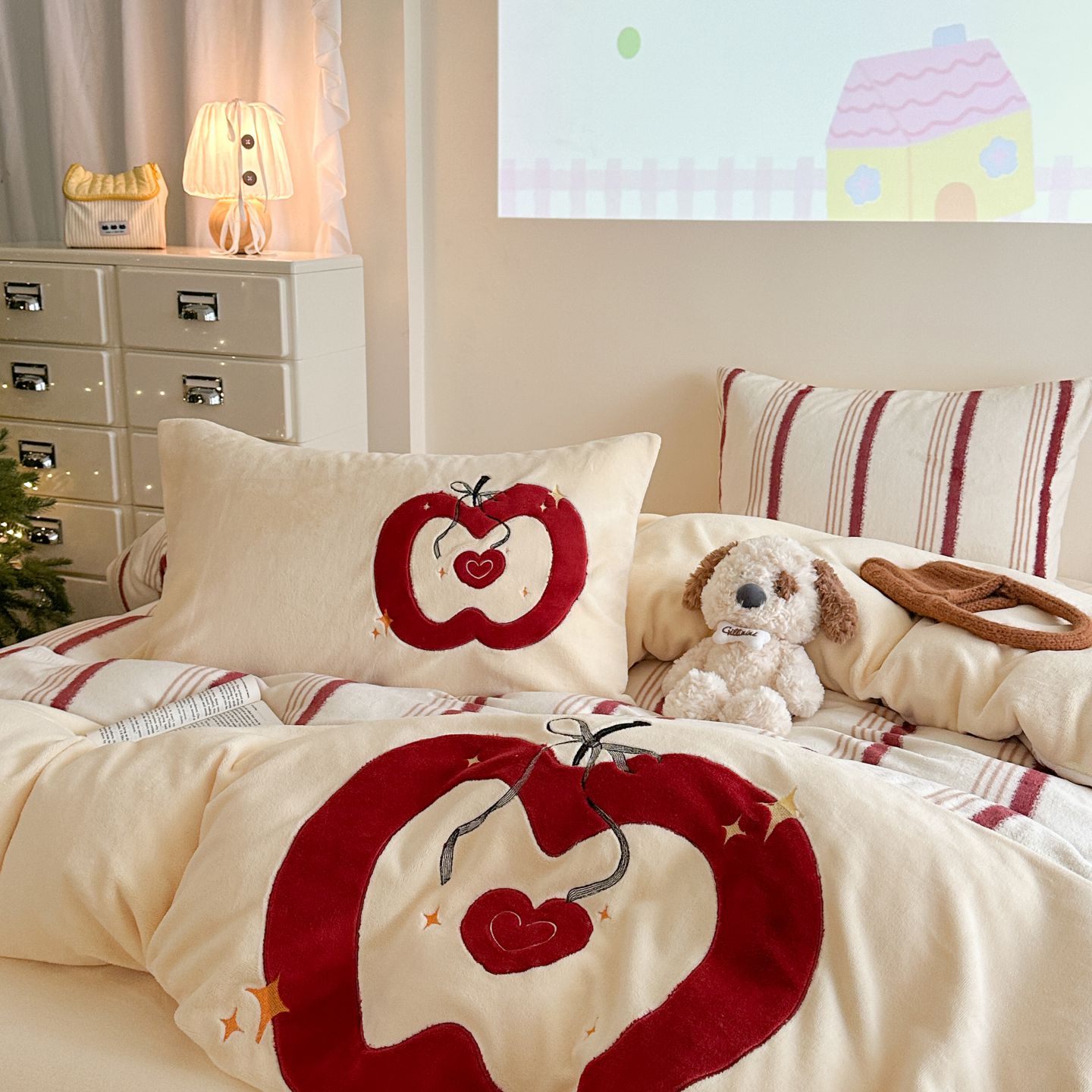 小苹果可爱卡通四件套