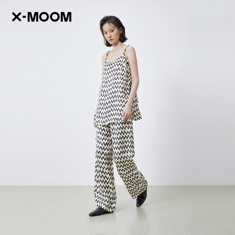 XMOOM波浪纹提花吊带加长款背心
