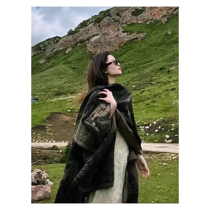 云南大理丽江披肩民族风