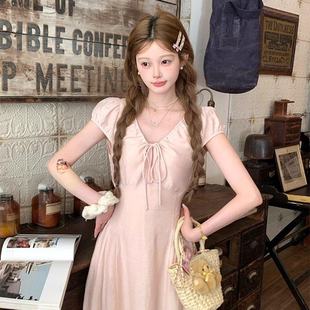 Acaine粉色长款v领收腰短袖连衣裙女夏季法式复古宽松显瘦a字裙子