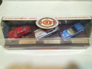 DINKY SERIES 中古玩具 SPORTS CARS CLASSIC MATCHBOX