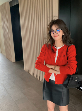 春日次旋律~绵羊毛新年红色针织开衫女上衣2025春季新款毛衣