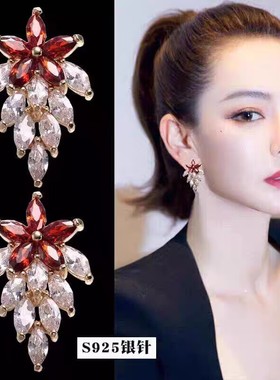 热卖2025年新款亮闪闪紫色锆石耳钉女轻奢精致高级感小巧耳环耳饰