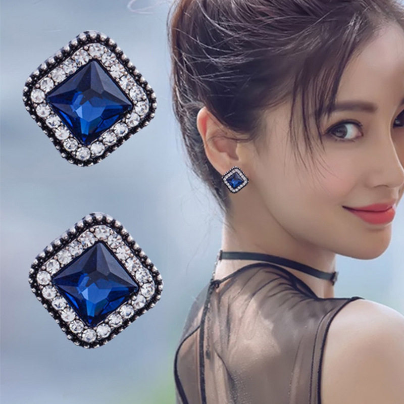 高端蓝色耳钉女大气高级感气质纯银水晶镶钻耳环2024年新款潮耳饰