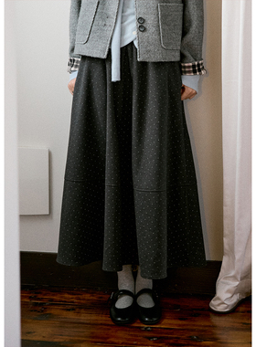 BLUEerror 宽松磨毛保暖长款波点半身裙女长裙法式伞裙冬季裙子