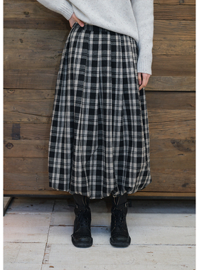 BLUEerror 黑白格子花苞裙毛呢半身裙女加厚保暖长款羊毛裙子冬季