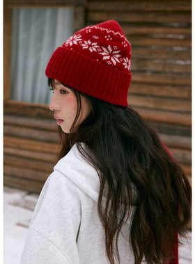 BLUEerror 雪花提花保暖防寒红色毛线帽女全羊毛针织帽冬季帽子