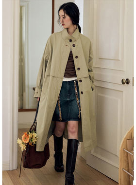 BLUEerror 宽松暗门襟立领慵懒绿色风衣女气质法式长款外套秋季