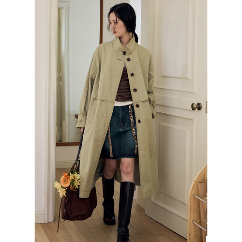 宽松立领绿色长款风衣