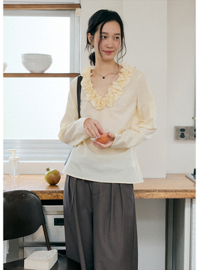 BLUEerror 莱赛尔花边v领黄色长袖衬衫女立体花朵法式慵懒衬衣秋