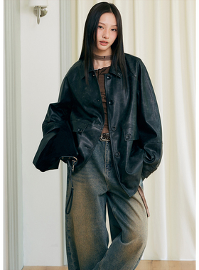 BLUEerror 宽松翻领黑色环保pu皮衣女时髦做旧感中长款外套早秋