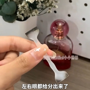 一沾一印高速眼线？上眼线印章器硅胶眼尾懒人化妆工具手残党辅助