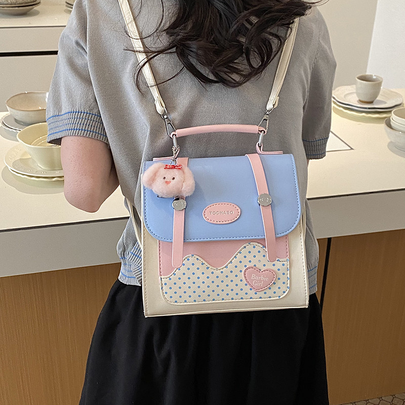 小女孩通勤旅行研学书包时尚背包图片