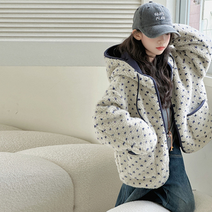 女童羊羔绒外套儿童加绒加厚上衣2025秋冬装新款女大童洋气毛毛衣