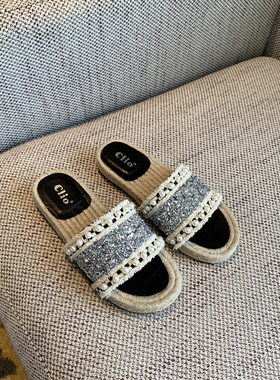 【TFM】凉拖女外穿时尚2026新款夏季仙女风珍珠水钻平底一字拖鞋