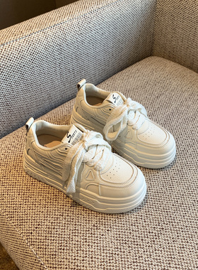 【TFM】2026春季新款休闲厚底小白鞋女增高系带百搭轻便运动板鞋