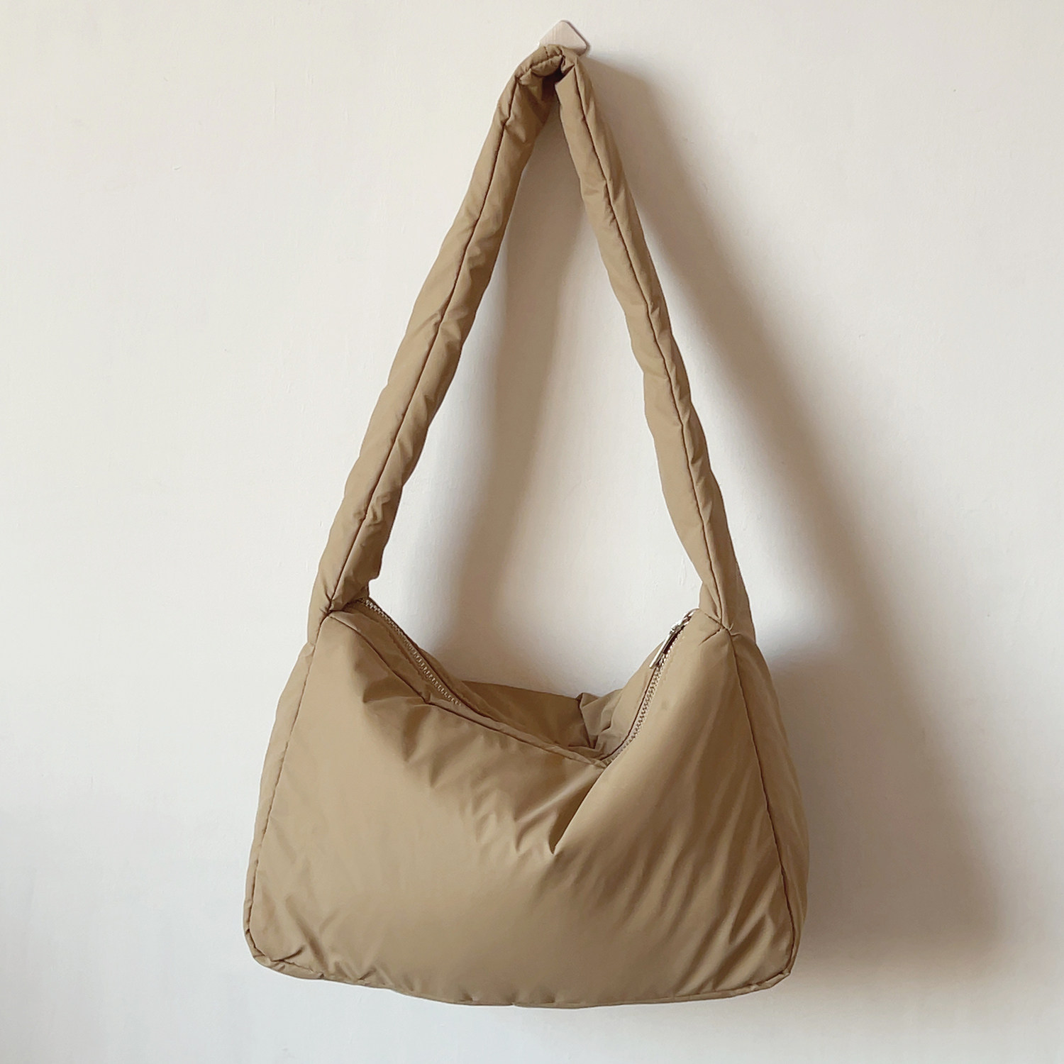 ins简约百搭棉服包夹棉包hobo腋下托特包时尚单肩包手提包手拎包,箱包皮具/热销女包/男包,托特包,淘宝优惠券,粉丝福利购,淘宝优惠卷