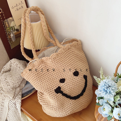 笑脸水桶包棉线编织包