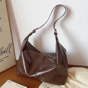 韩系ins复古气质油蜡皮托特包慵懒风腋下单肩包斜挎包通勤包2024