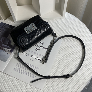 MISSFAY订制高级感手抓植鞣牛皮复古小方包文艺个性休闲真皮小包