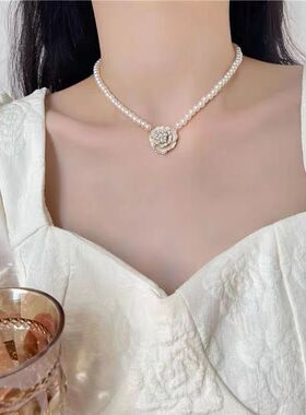 山茶之恋~法式复古山茶花珍珠项链女款轻奢小众设计感锁骨链颈链
