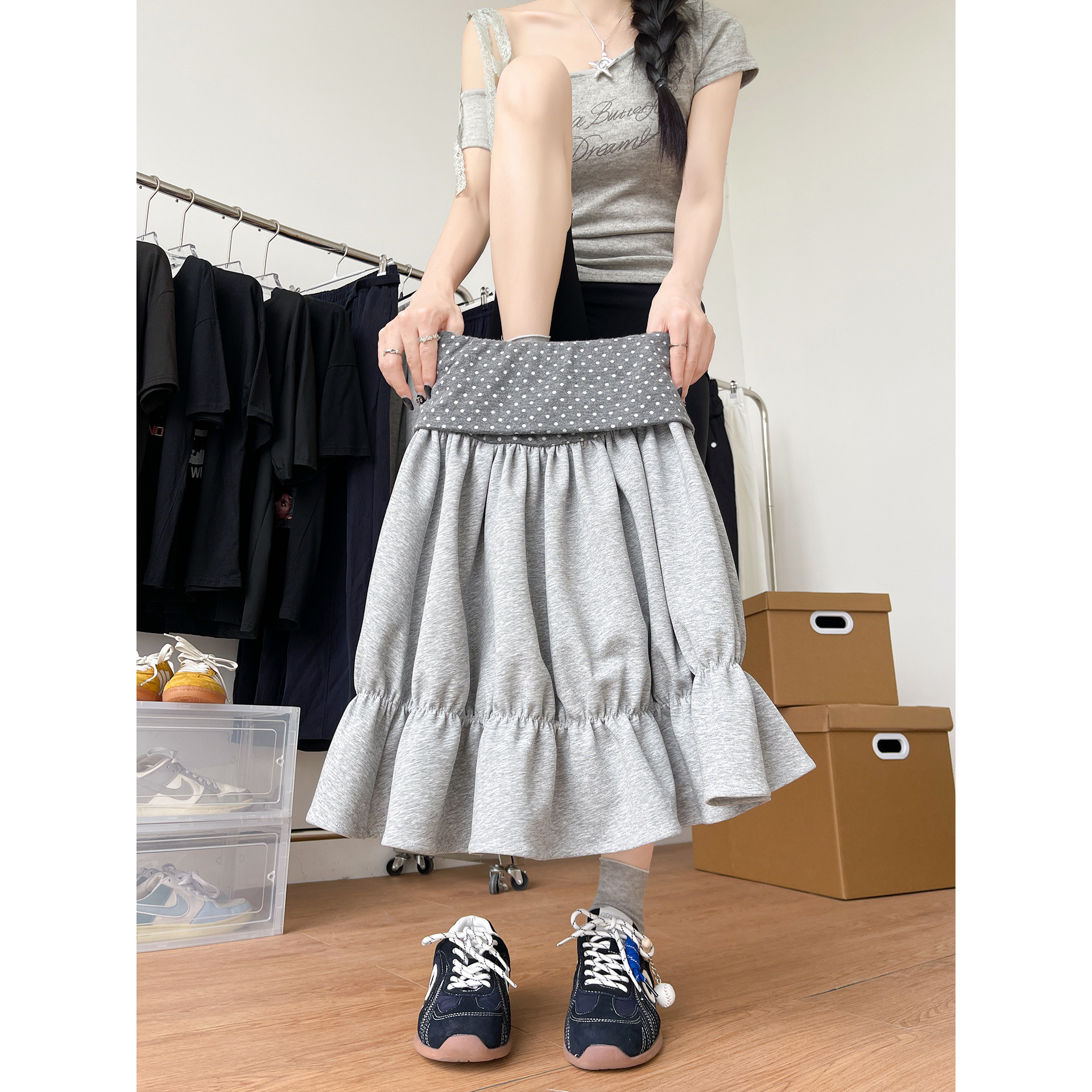 波点高腰头抽褶灰色半身裙女2026夏新款拼接设计A字裙显