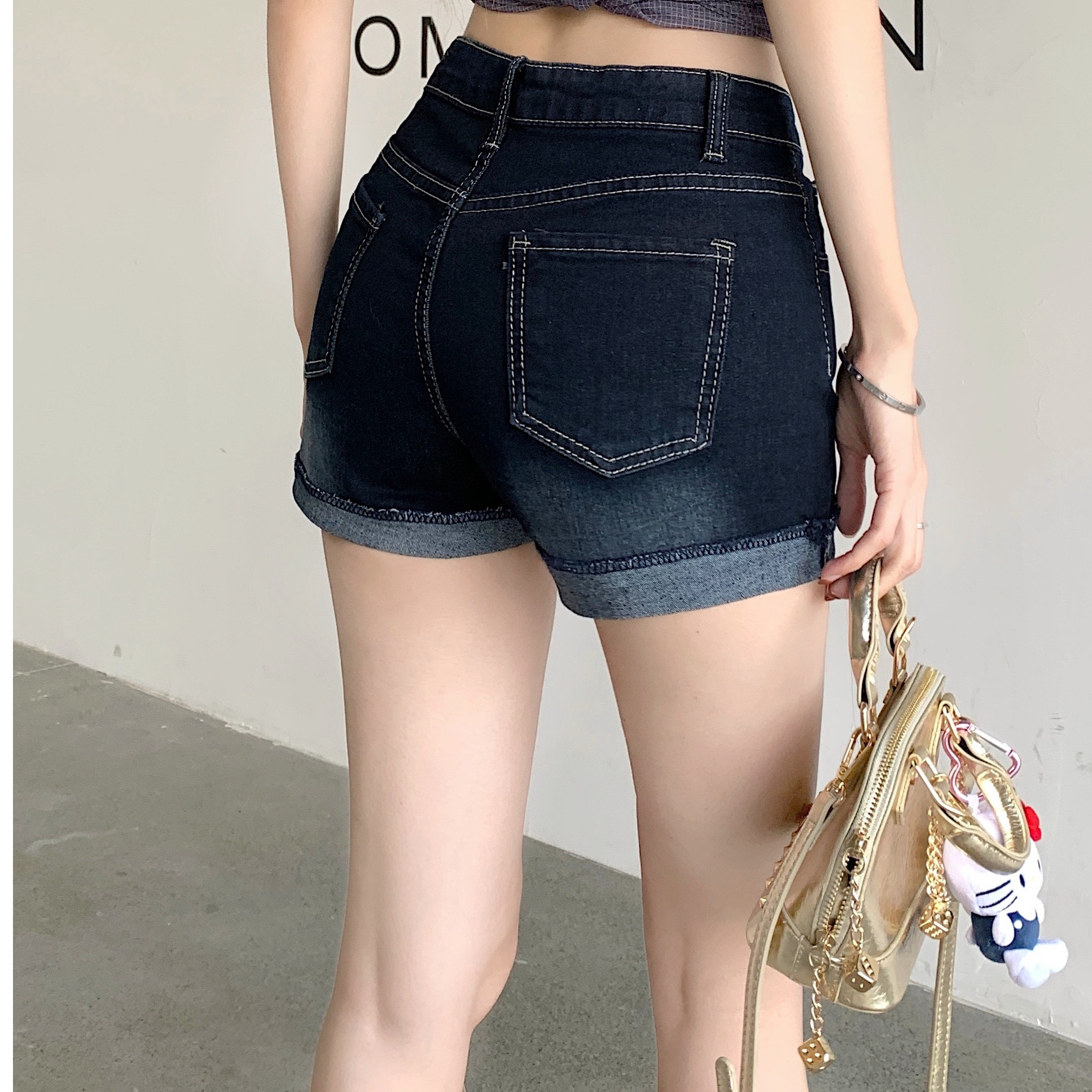 美式辣妹复古翻边设计牛仔短裤低腰修身显瘦弹力包臀热裤