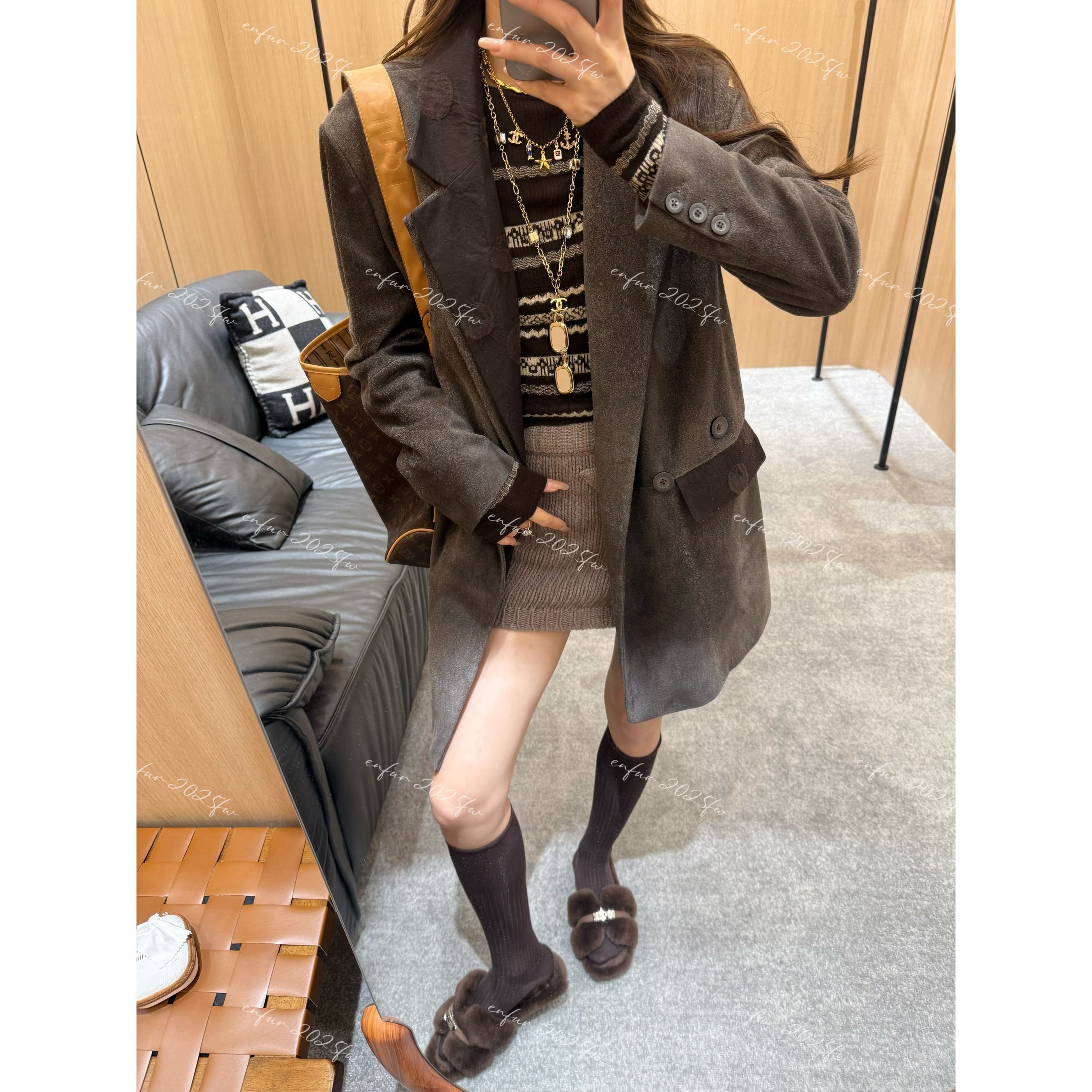 设计师款山羊皮西服款皮衣外套