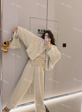 ENFUR |  鎏金旧梦  皇冠天鹅绒短二 圆领水貂皮草外套GG79138