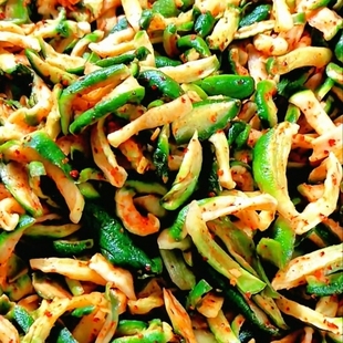 萝卜条河南信阳新县特产农家自种自腌青头萝卜条下饭菜开胃菜